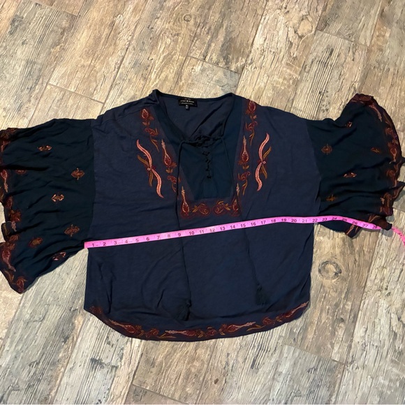 Lucky Brand Dark Blue Blouse with Red Embroidery flutter sleeve - Picture 5 of 6